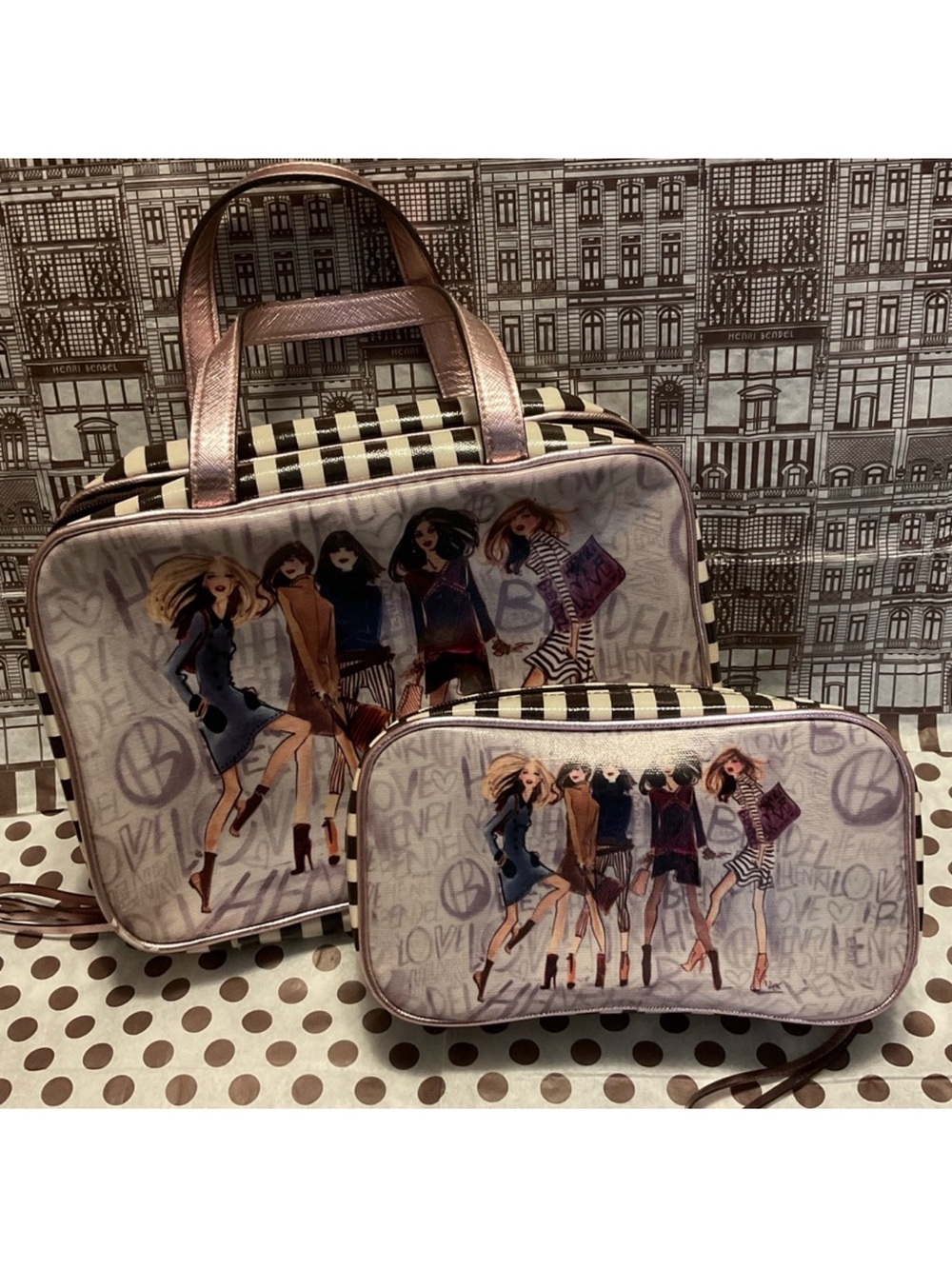 Henri Bendel Graffiti Girls Hanging Travel Cosmetic Bag & Case,Matching Set, EUC